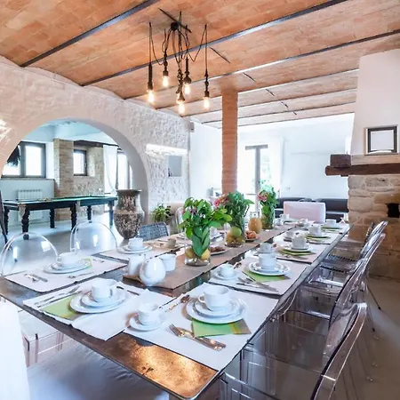 Casanostra 12, Emma *