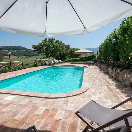 Casanostra 12, Emma *