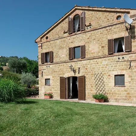 Villa Casanostra 12, Emma *