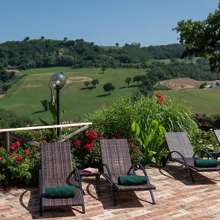 Villa Casanostra 12, Emma