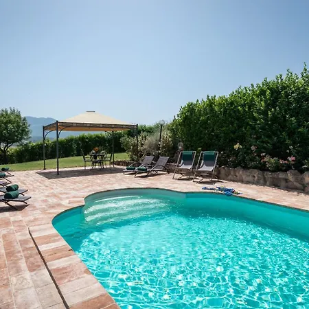 Villa Casanostra 12, Emma San Ginesio