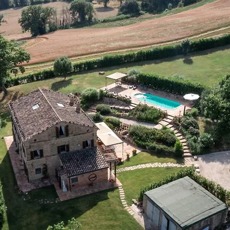 Villa Casanostra 12, Emma *